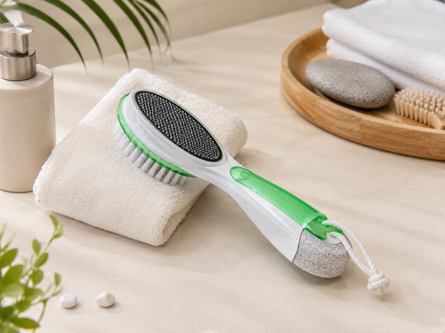 4-in-1 Pedicure Foot Care Brush