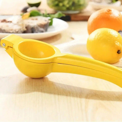 Handheld Citrus Squeezer