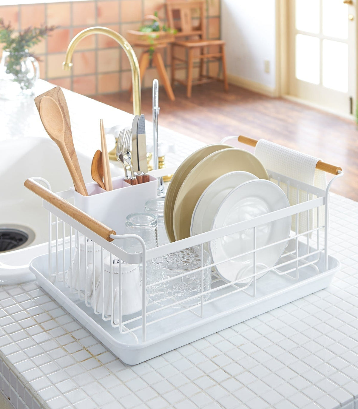 White Steel & Wood Dish Drying Rack